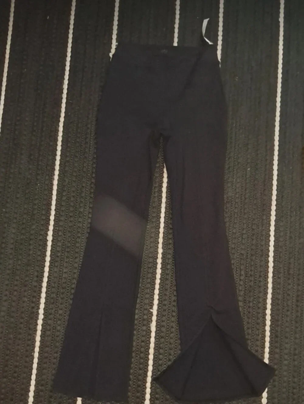 Women's ALO Yoga Slit Leg Flared Yoga Pants, Size M